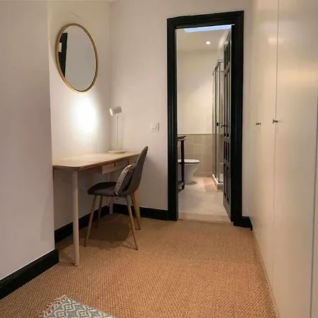 Penthouse With Large Private Terrace With Views Cathedral